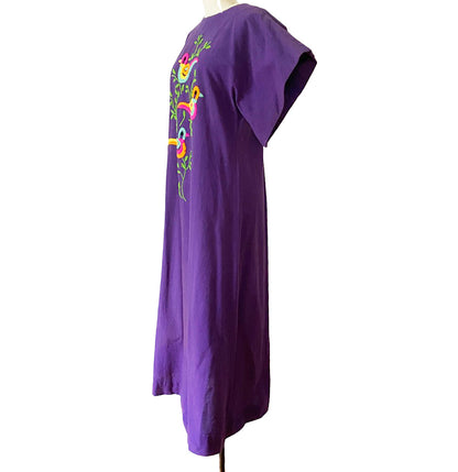1960s Authentic Taxco Mexico Embroidered Bell Sleeve Caftan Med