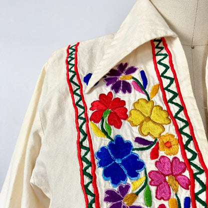 Vintage Hand Embroidered Puebla La Aguja Blouse with Flowers Frida style Med