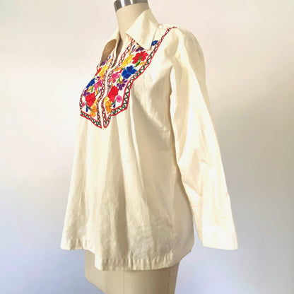 Vintage Hand Embroidered Puebla La Aguja Blouse with Flowers Frida style Med