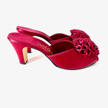 1940s Daniel Green Satin Boudoir Slipper Shoe Cranberry Pin Up Peep Toe Sz 7n