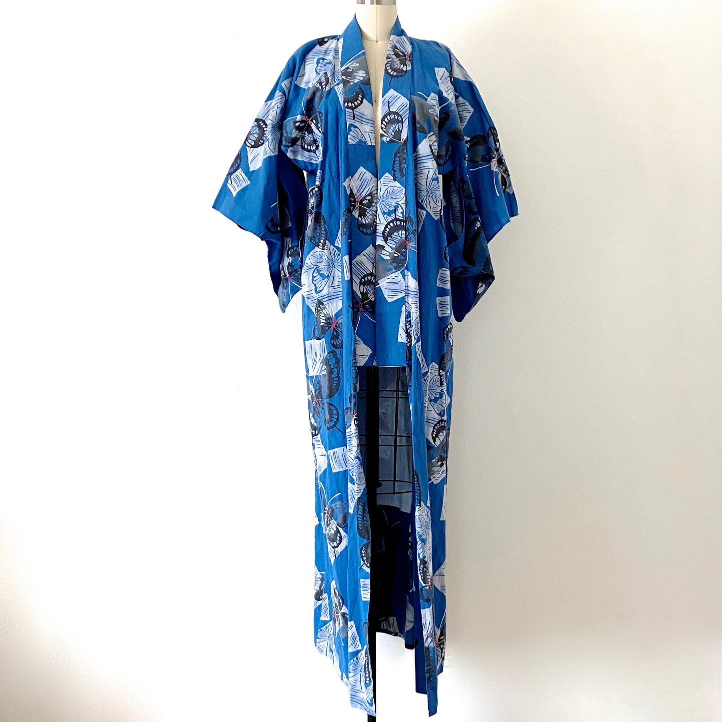 Vintage Kimono Graphic Butterfly Japanese Cotton Kimono Med