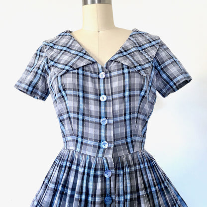 1950s Cotton Plaid Day Dress Full Skirt Fit and Flair Pinup Girl Vintage Shirtwaist dress Mrs Maisel Sz 6/8