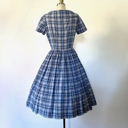 1950s Cotton Plaid Day Dress Full Skirt Fit and Flair Pinup Girl Vintage Shirtwaist dress Mrs Maisel Sz 6/8