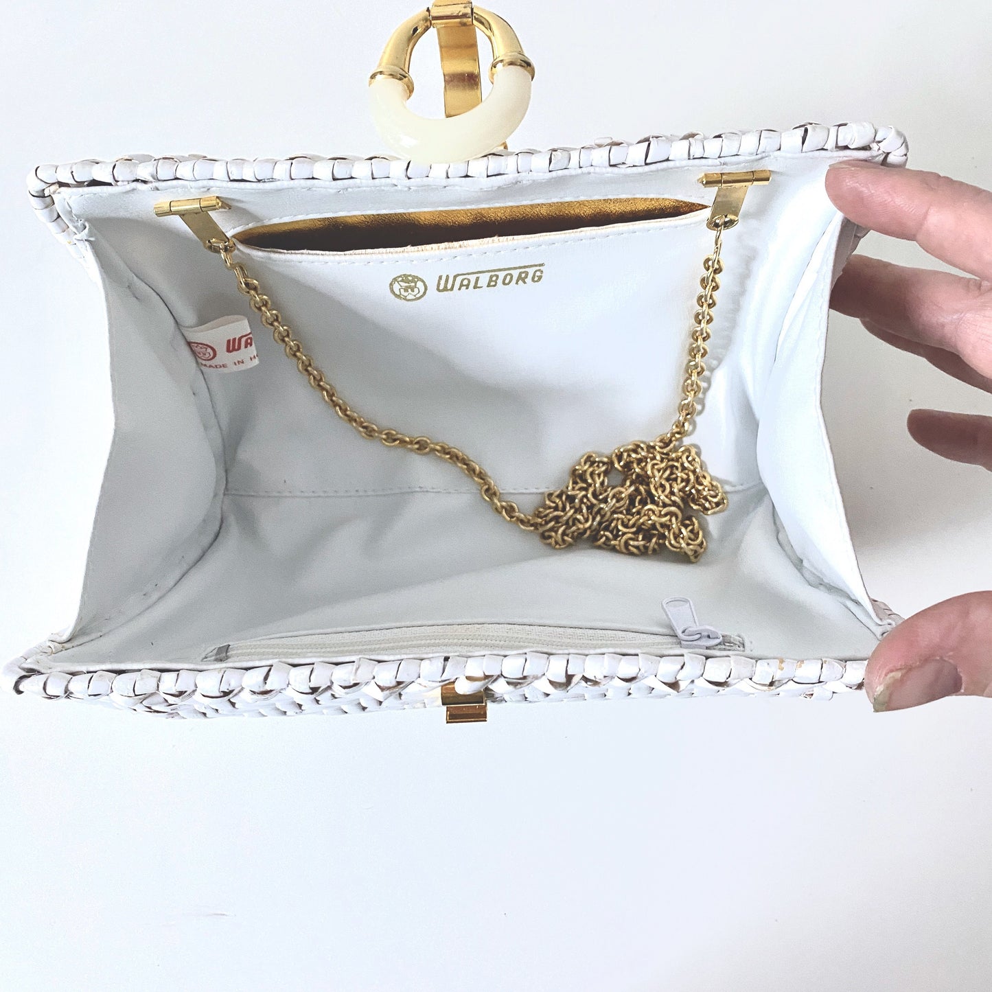 1960s WALBORG White Wicker Clutch Cross Body Shoulder Bag Wedding Purse Club Hard Case Bag Made in Hong Kong